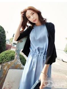 開衫搭配連衣裙 秋裝穿衣搭配教你甜美出街